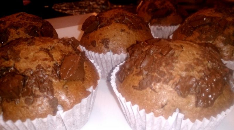 Čokoladni muffini s koščki čokolade