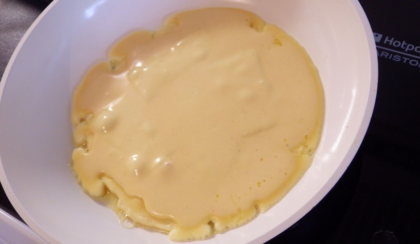 polnjena-sirova-omleta-4