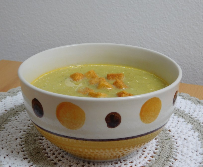 korenckovo-brokolijeva-juha-10