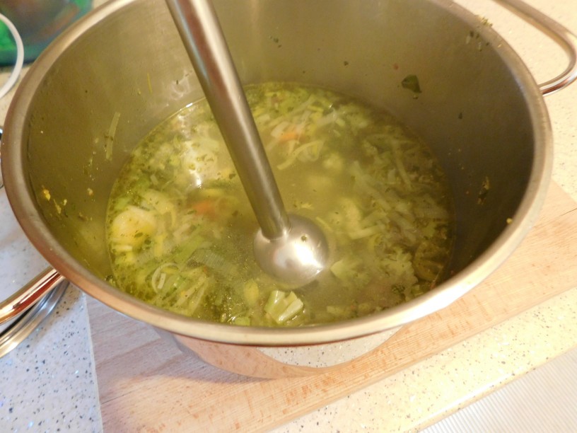 korenckovo-brokolijeva-juha-7