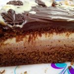 Trobarvna torta