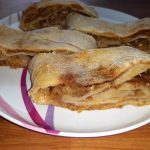 jabolcni-strudelj