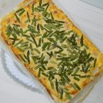 Špargljeva pita z listnatim testom