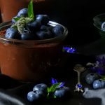 čokoladni mousse z borovnicami