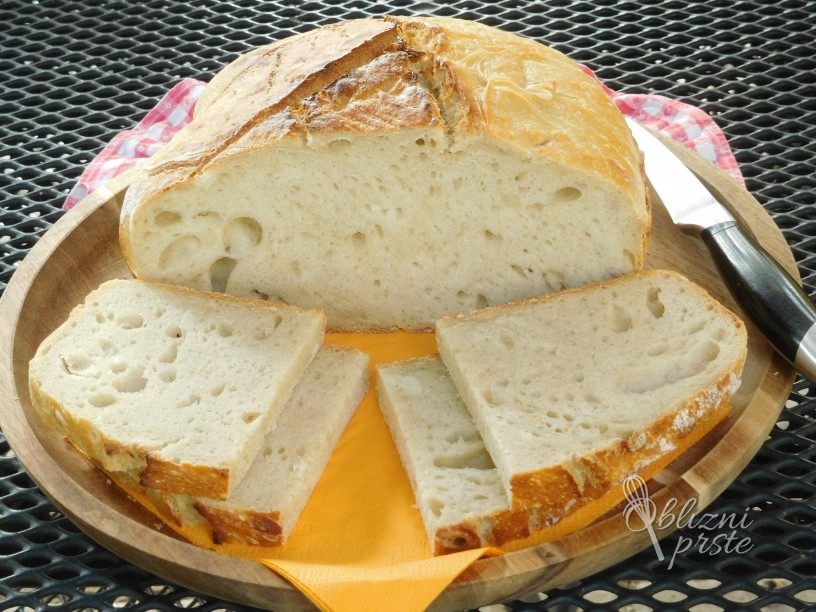 Bel kruh z drožmi