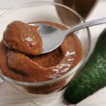 Čokoladna avokadova krema (mousse)