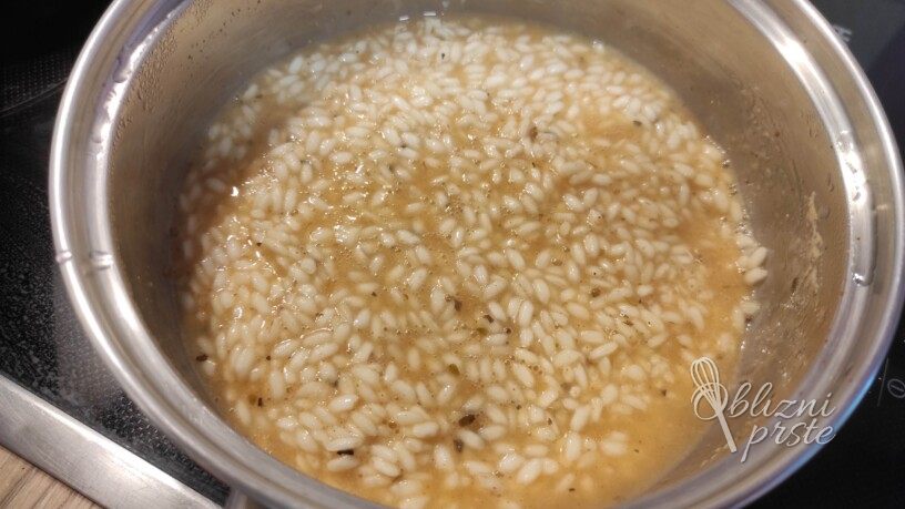 Arančini - polnjene riževe kroglice