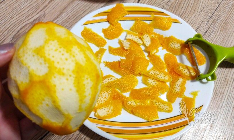 Mleta pomarančna lupinica