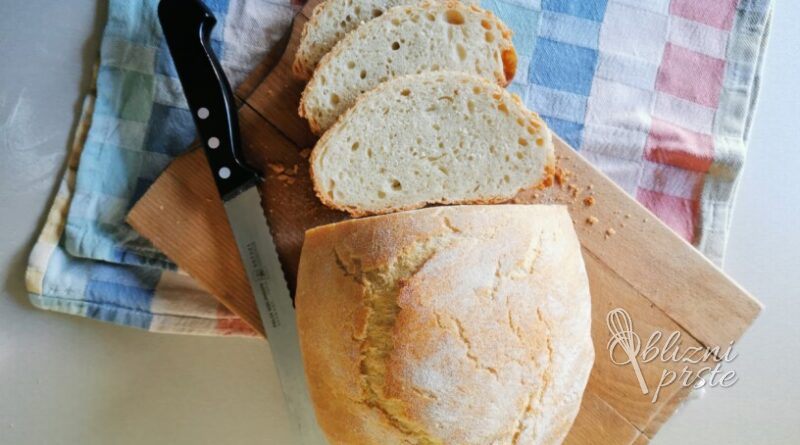 Enostaven domač kruh