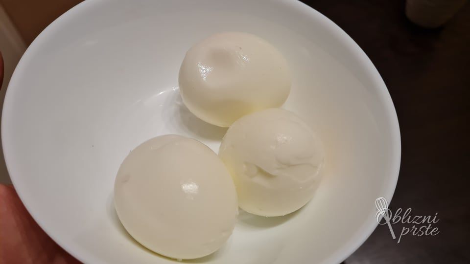 Preprost in zdrav jajcni namaz