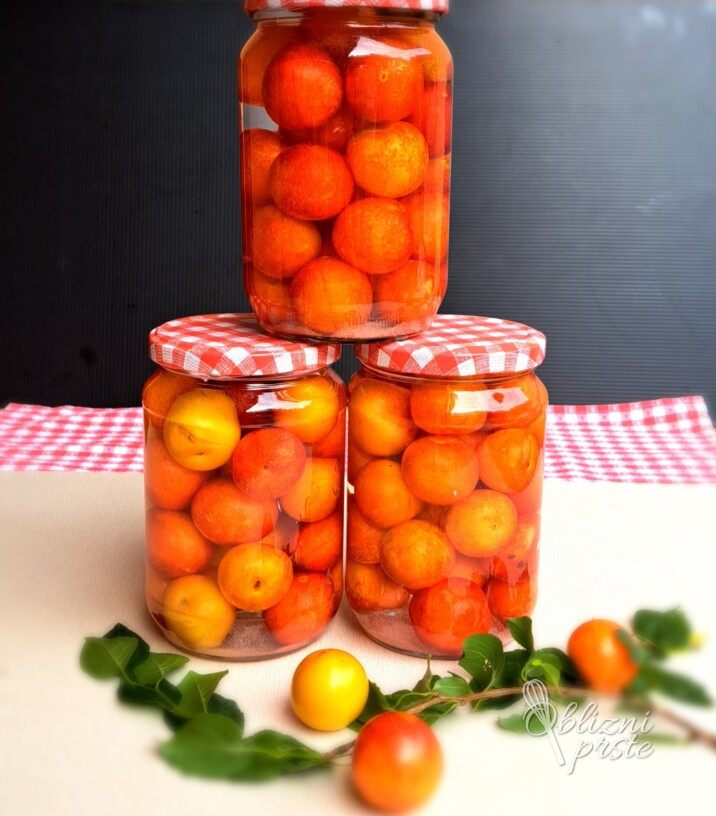 Kompot iz mirabel