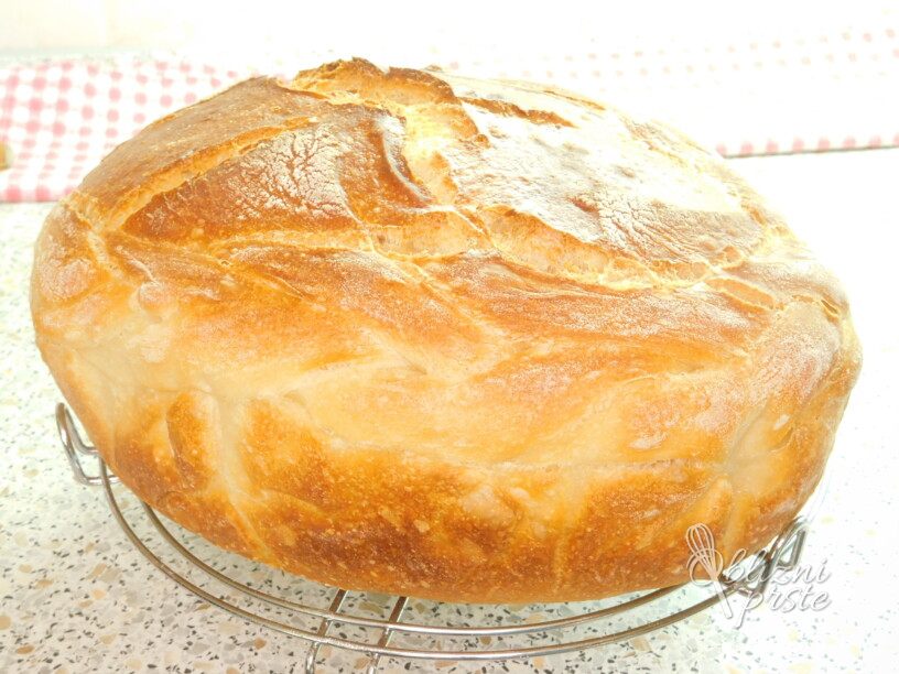 Enostaven recept za beli kruh