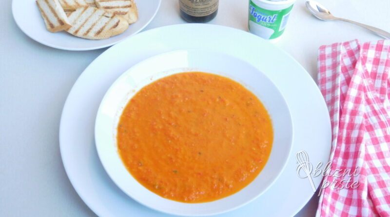 Kremna paradižnikova juha s papriko
