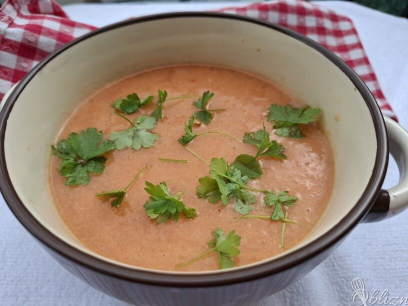 Gazpacho, poletna hladna presna juha