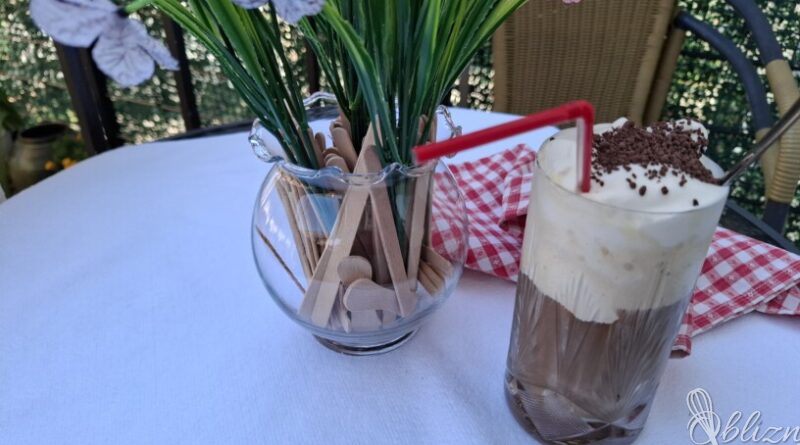 Ledena kava, Eiskaffee