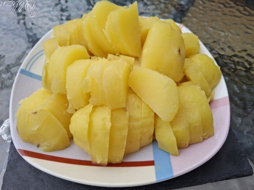 Tirolski praženec (nemško Tiroler Gröstl)