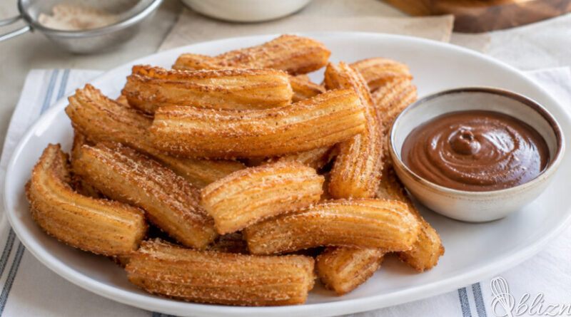 Churrosi s cimetovim sladkorjem in čokoladno omako