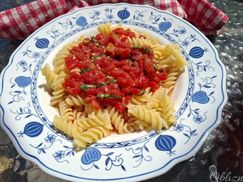 Italijanska hladna omaka za testenine