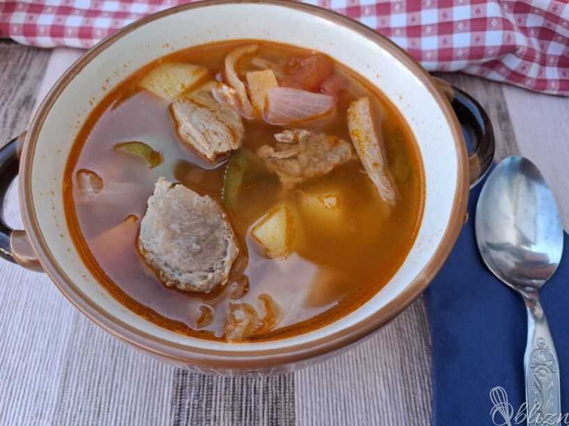 Kmečki lonec po hišnem receptu